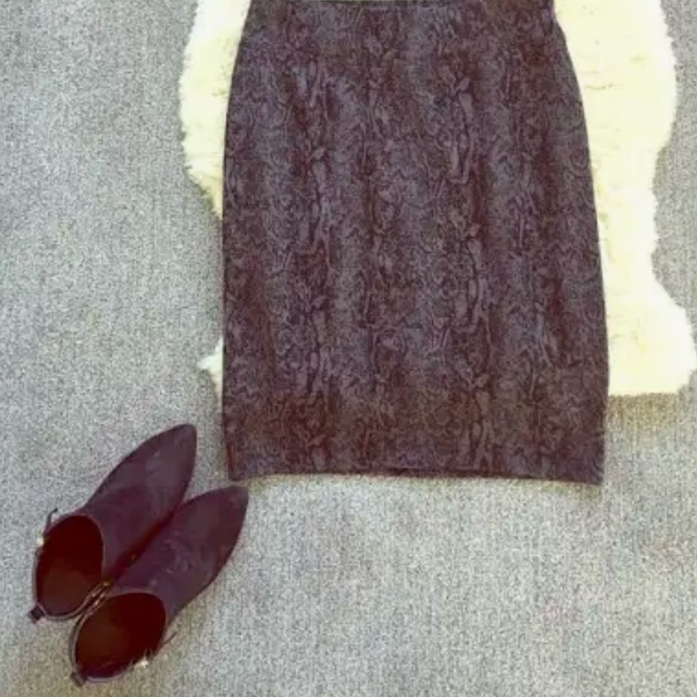 Style&Co Size 1X (Plus) Casual Brocade Skirt Stretch - Pristine Condition